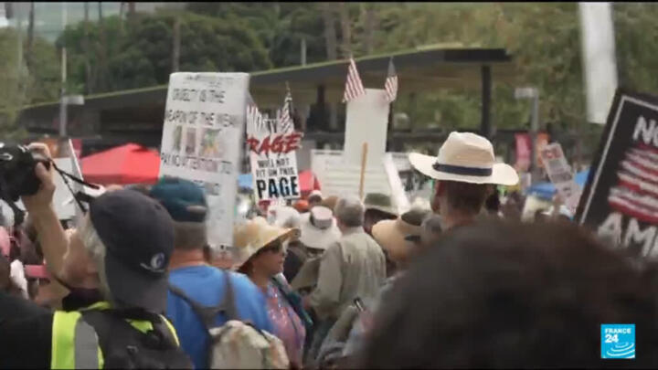 'No Kings' rallies draw crowds across US